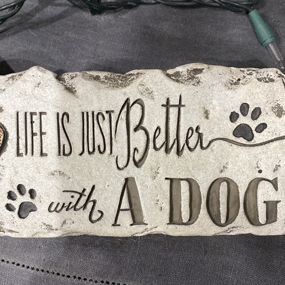 Decor: Life is just better with a dog - Picture 4 of 4